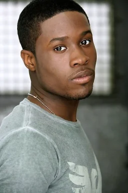 沙梅克·摩尔