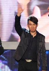 赵小鸥
